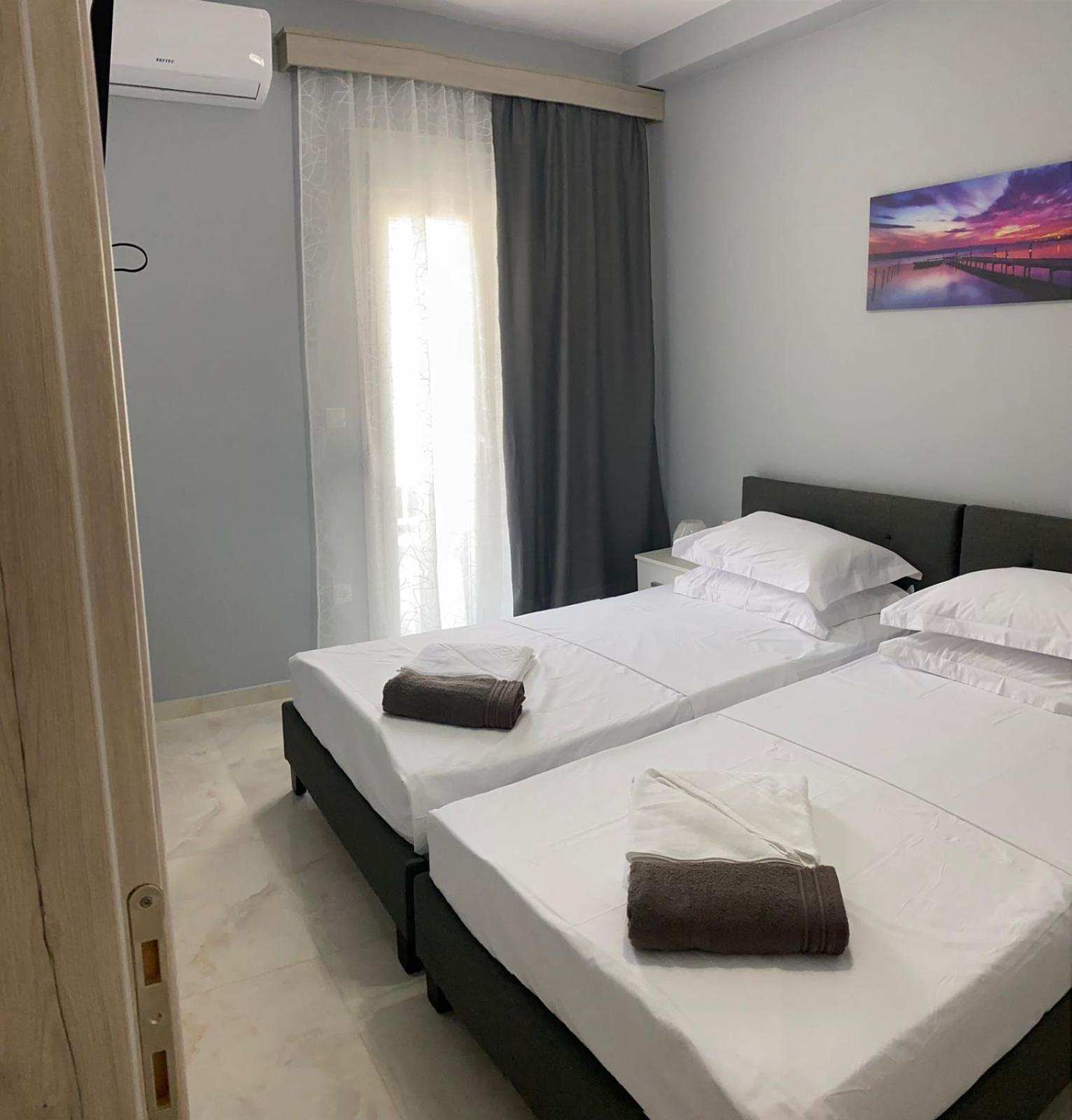 Umbrella Apartment Peraía Екстериор снимка