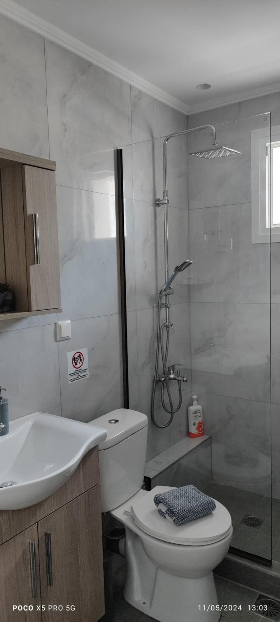 Umbrella Apartment Peraía Екстериор снимка
